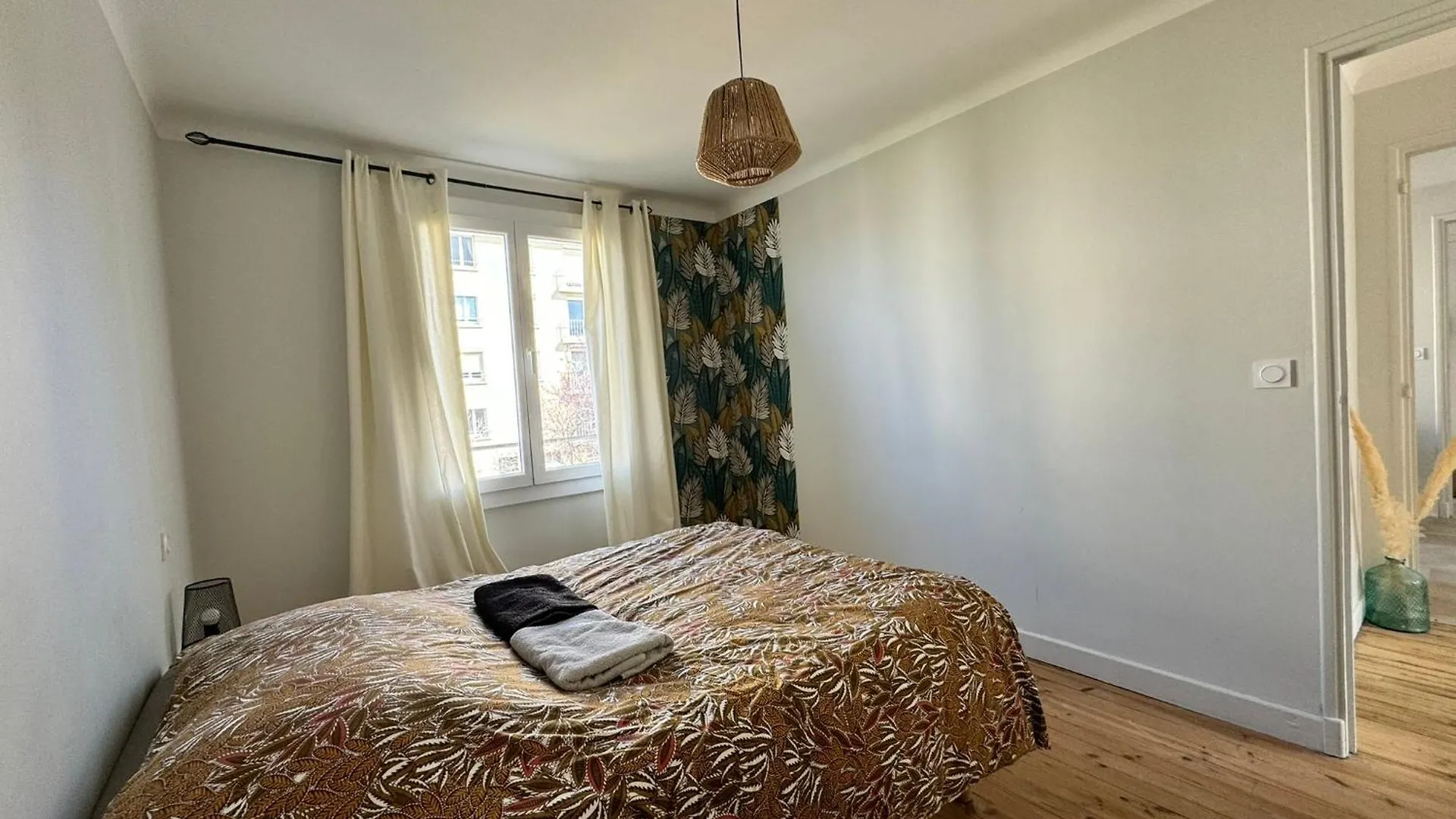 Le 122 - Parking Apartment Rodez