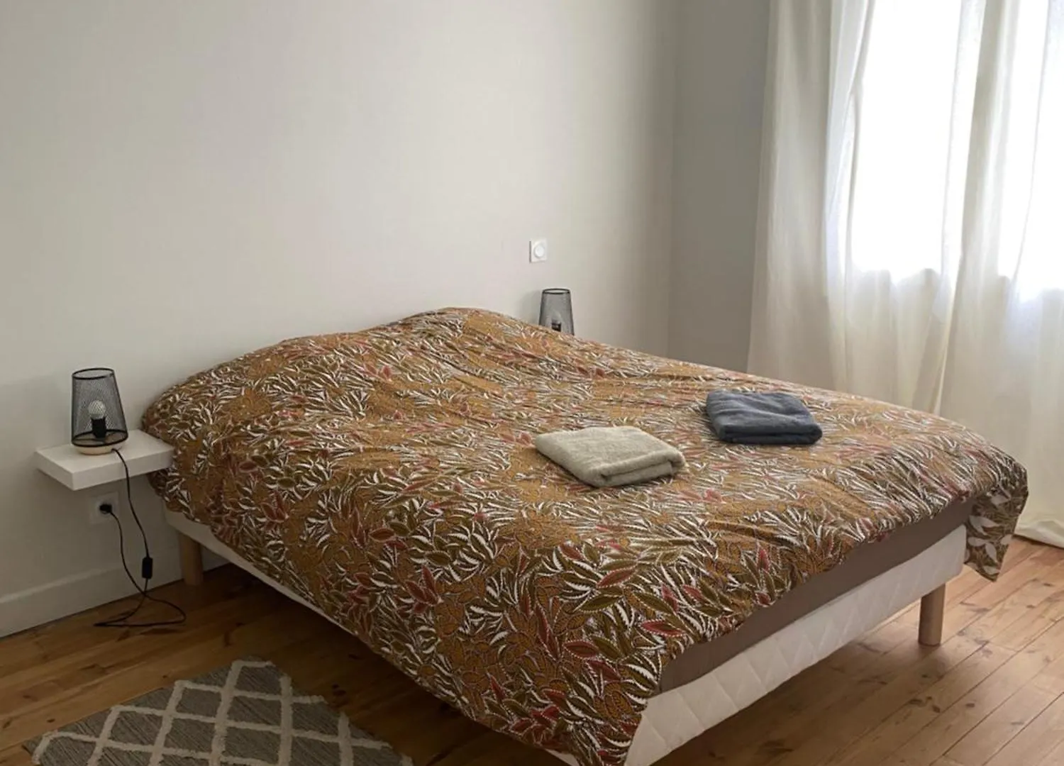 Le 122 - Parking Apartment Rodez
